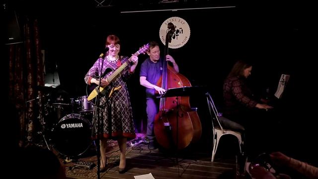 снегопад (Анна Ширяева и Актру -бэнд) смотреть онлайн