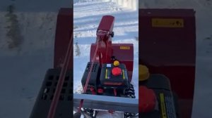 Отечественный снегоуборщик (Мобил К с65 б про )