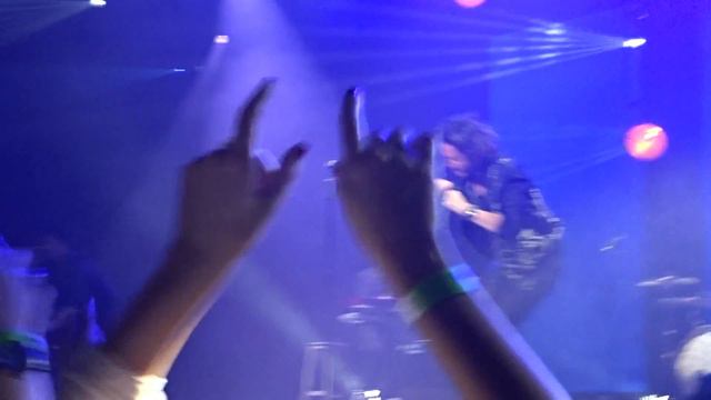 Sígueme Manuel Carrasco - Palau Sant Jordi 28-12-2016 смотреть онлайн