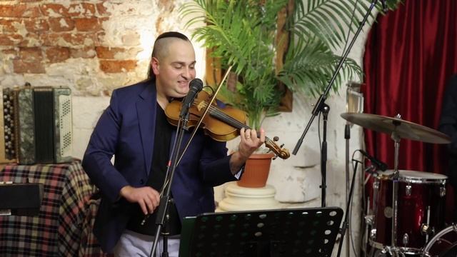 Grand Positive - «Tziganeasca» (traditional lautar music) смотреть онлайн