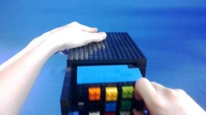 КАК СДЕЛАТЬ СЕЙФ С КНОПКАМИ И СЕКРЕТНОЙ ДВЕРЬЮ ИЗ ЛЕГО