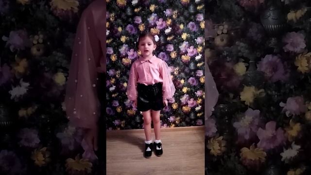 Стихотворение "Мать" читает Ненашева София смотреть онлайн