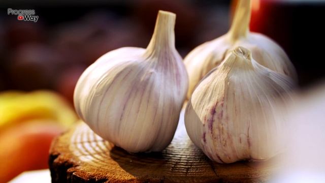 Обязательно При Посадке Чеснока Добавьте Это В Лунки! Результат Будет Супер!