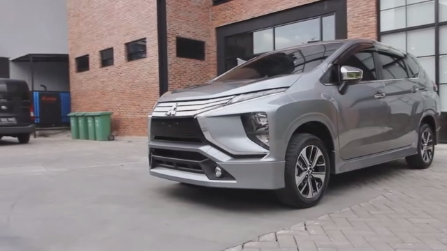 Mitsubishi Xpander | Автогигант выпустит бюджетную версию внедорожного минивэна Xpander смотреть онлайн