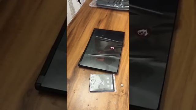 UNBOXING THE MSI GP75 LEOPARD GAMING LAPTOP смотреть онлайн