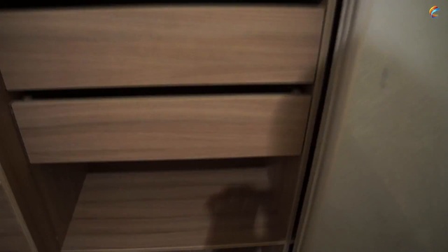 Натяжные виниловые потолки и Шкаф купе встроенный под потолки к стенам смотреть онлайн