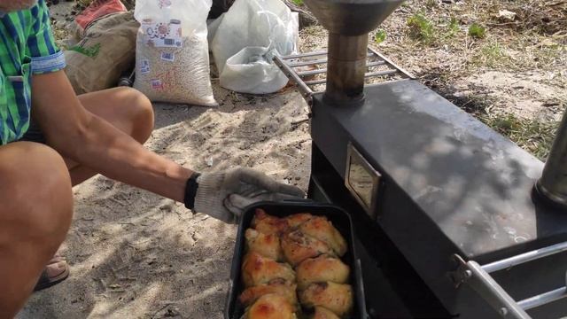 Маленький, но вкусный коротыш смотреть онлайн