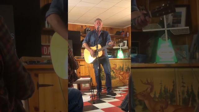 65 Falcon - Rod Picott. Molly's House Concerts on April 21, 2023. смотреть онлайн
