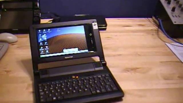 Easynote XS UMPC / subnotebook video review Pt2. смотреть онлайн