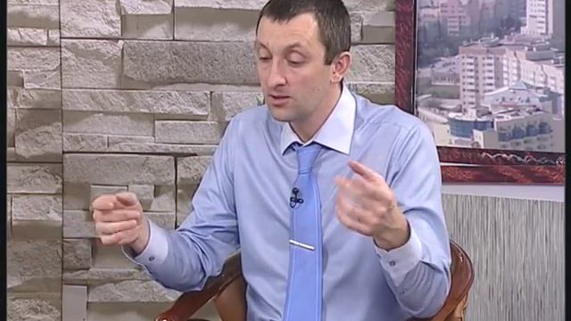 Как правильно питаться, когда за столом есть другие люди? смотреть онлайн