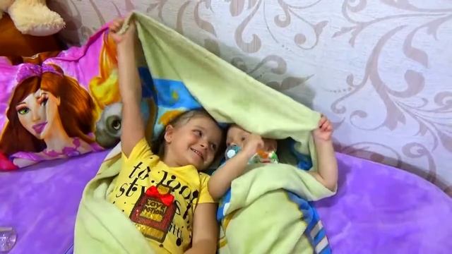 Маргарита и Лера ухаживают за малышом смотреть онлайн