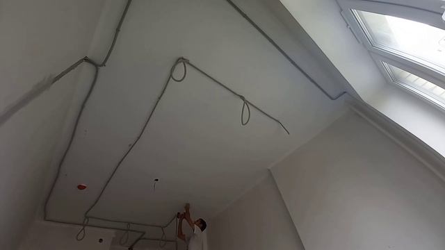 КАК ПРАВИЛЬНО ПРОВОДИТЬ ПРОВОД ДЛЯ ТОЧЕЧНЫЙ СВЕТИЛЬНИКИ