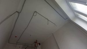 КАК ПРАВИЛЬНО ПРОВОДИТЬ ПРОВОД ДЛЯ ТОЧЕЧНЫЙ СВЕТИЛЬНИКИ