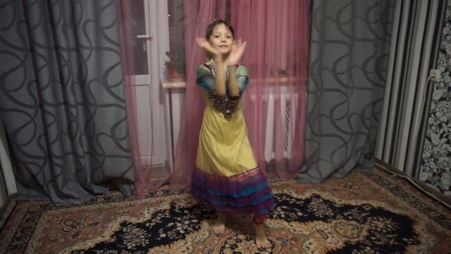 Индийский танец смотреть онлайн