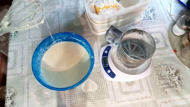 Ну очень вкусные блины на сыворотке. смотреть онлайн