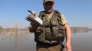 Монтаж грузов для не килевых пенопластовых чучел при охоте на утку.