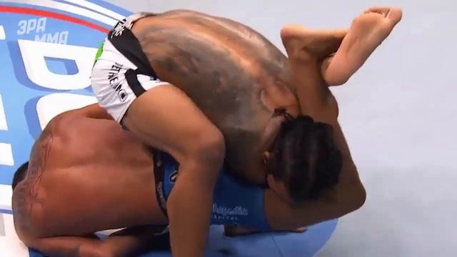 Хабиб, Конор, Фергюсон. Все чемпиони UFC в Легком Весе смотреть онлайн