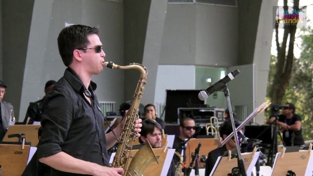 Rafael de Lima e Orquestra Urbana - Casa do Lago (Trecho) смотреть онлайн