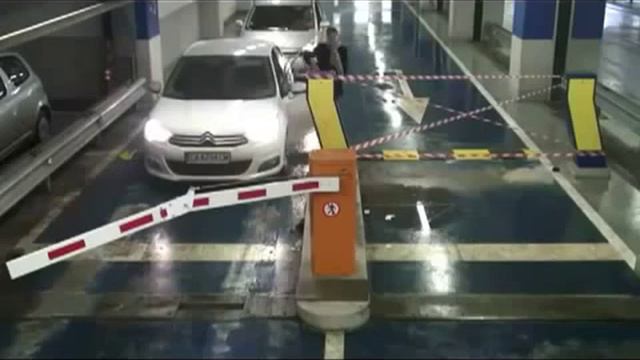 Девушка за рулем как обезьяна с гранатой смотреть онлайн