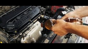 Очистка двигателя от масла и грязи