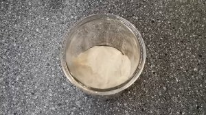 Закваска для бездрожжевого хлеба. Полезный хлеб, пшеничная закваска