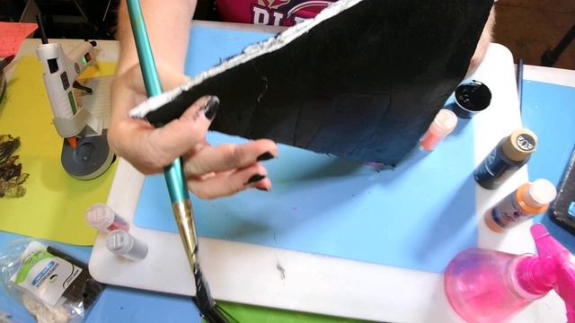#121 HOW TO MAKE A WITCH HAT OUT OF WHITE FOAM BOARD!! смотреть онлайн