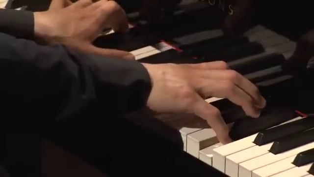 Vitaly Pisarenko Plays Liszt - Tarantella