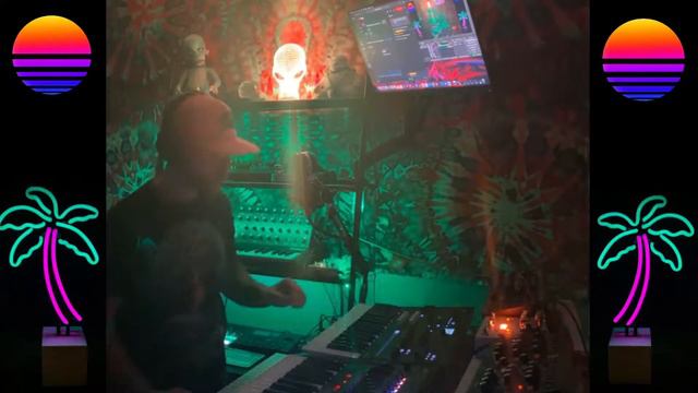 SYNTH SAMURAI Live Stream #5 - ENTER CYBER SAMURAI OPSIX WAVESTATE MONOPOLY BEHRINGER KORG MICROCOS смотреть онлайн