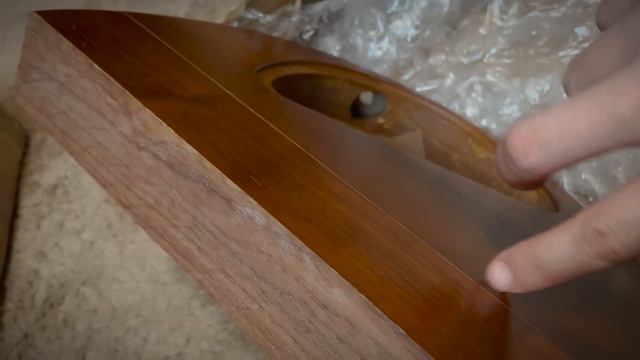 Something's WRONG with my new Gibson guitar... смотреть онлайн