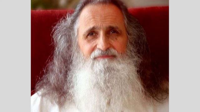 26  ВЕРХНИЙ ДАЁТ ЧЕРЕЗ СВОЁ САМОЕ ГРУБОЕ КЛИ, А НИЖНИЙ ПОЛУЧАЕТ В СВОЁ САМОЕ ЧИСТОЕ КЛИ