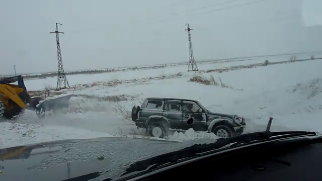 Прикольная авария смотреть онлайн