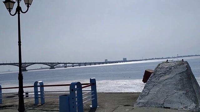 Саратов. Пешком по Саратовской набережной 2 апреля 2021 года смотреть онлайн