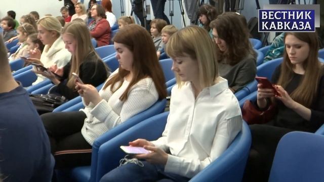 Дед Мороз: стараюсь ответить на каждое письмо, которое приходит в Великий Устюг смотреть онлайн