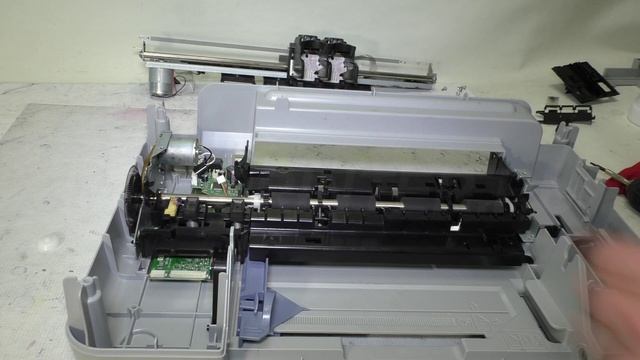 Ремонт принтера МФУ HP Deskjet F380 (Как собрать мфу ) смотреть онлайн