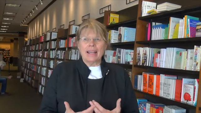 How to Open a Bookstore in 21 Days смотреть онлайн