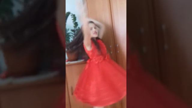 Молодая лошадь !!!!! Класс👍👍👍👍👍 смотреть онлайн