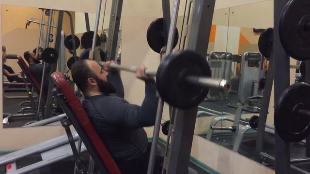 Жим в Смите 60 на 8 смотреть онлайн