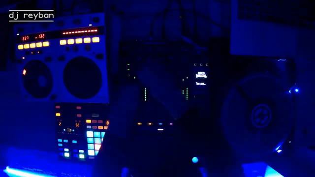 Random 11 Min Techy Mix смотреть онлайн