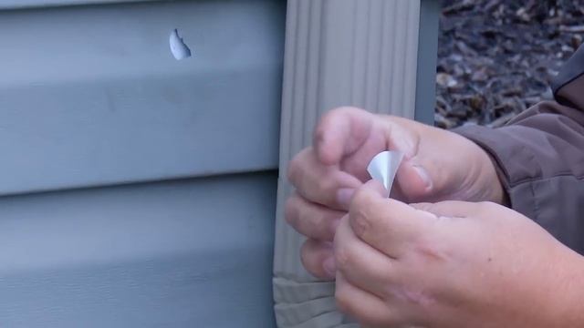 How to Patch a Hole in Vinyl Siding in 3 Minutes смотреть онлайн