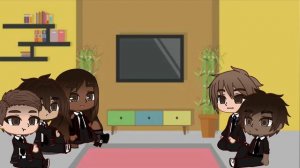 Umbrella academy react to five and Vanya as Steve and robin (NOT SHIPPING!!)