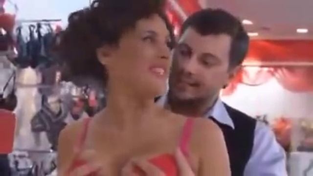Что же такое творится в примерочных? смотреть онлайн