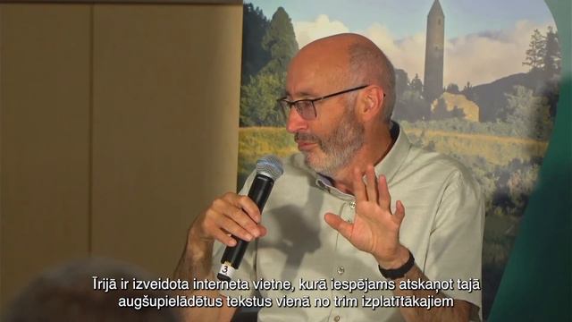 Words Creating Images: The Art Of Poetry In Smaller Languages