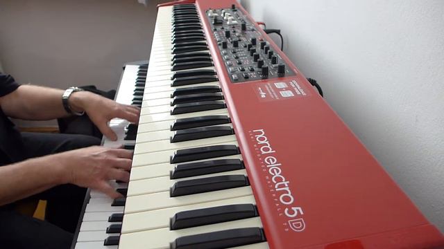 Sounds from Superlux SP108 , Nord Electro 5, Yamaha MX88 смотреть онлайн