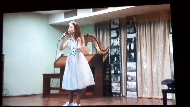 "А по камушкам". Исполняет Марина Яковлева. смотреть онлайн