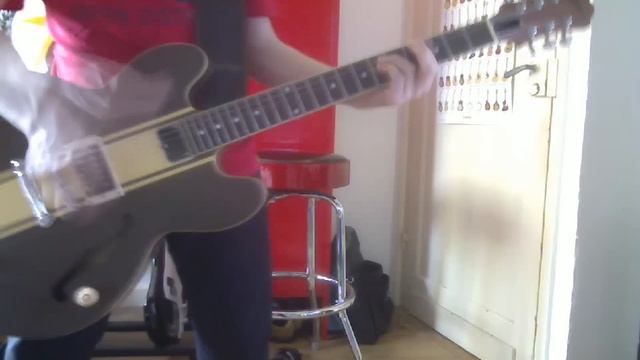 Green Day - American Idiot Guitar Cover смотреть онлайн