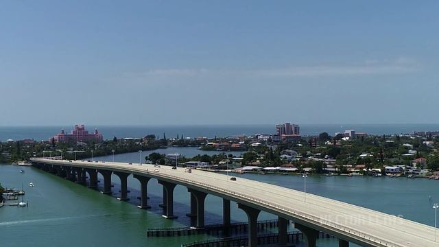 Isla Del Sol / Isla Del Sol St Petersburg Florida / Drone Video смотреть онлайн