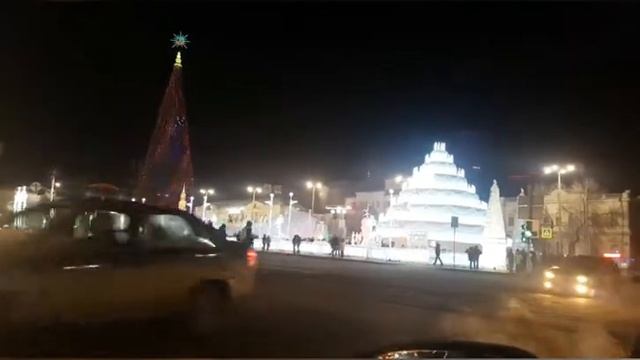 Самая красивая и очаровательная Ёлка 2018 года! смотреть онлайн