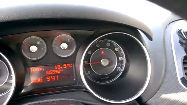 Fiat Punto 1.4 Easypower Street 5p смотреть онлайн