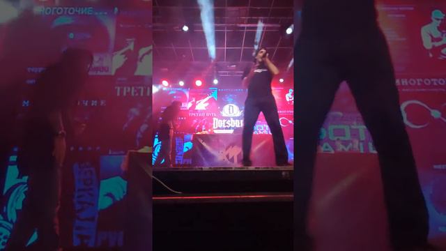 Руставели - во мраке пустоты.