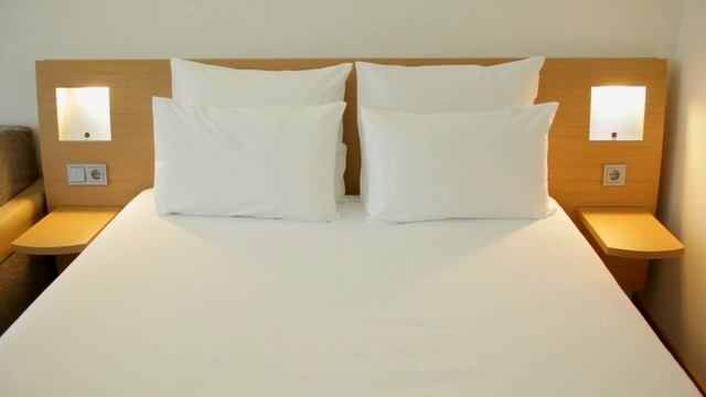 Hotel Novotel Munich Airport смотреть онлайн